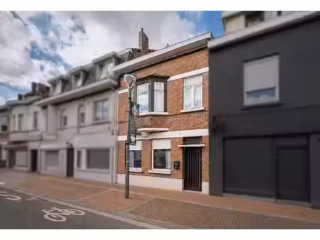 immeuble mixte à vendre avec terrasse et jardin   waterloo (vbe59574)