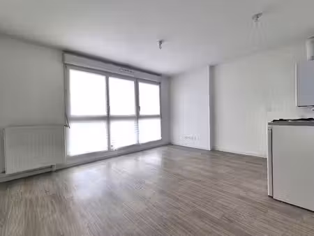 appartement chanteloup-les-vignes 1 pièce(s) 25.72 m2