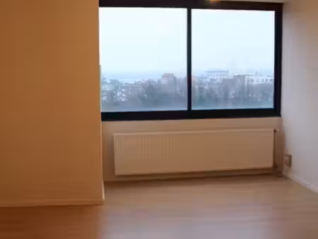 en direct avec le propriétaire - studio