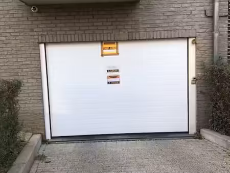 emplacement de parking en sous sol à louer