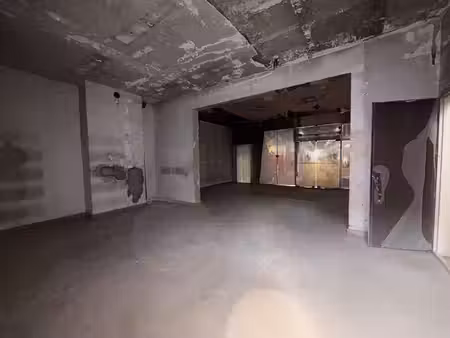 local commercial evreux 68.20 m2