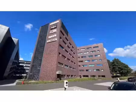 bureaux prêts à l'emploi à louer le long de l'autoroute e31