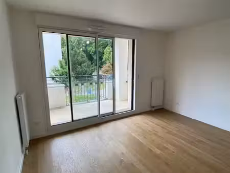 t3 de 61 m² à chatenay-malabry - grande voie des vignes