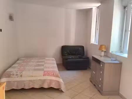 loue studio meublé