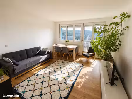 joli f3 de 56m² avec parking privé à darnétal - calme et lumineux
