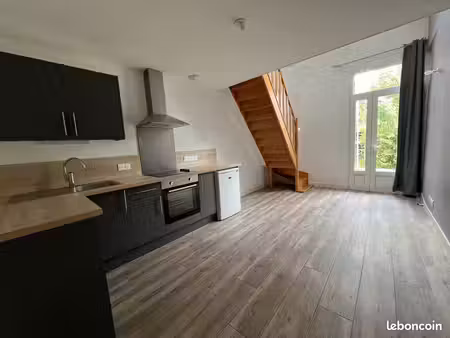 gravigny  proche evreux  t2 duplex 30m2 avec parking  proche du t5