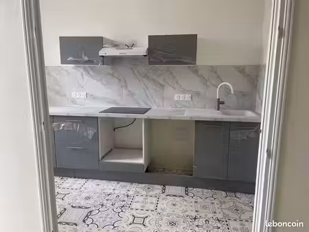 appartement t3 centre ville nerac avec balcon au calme