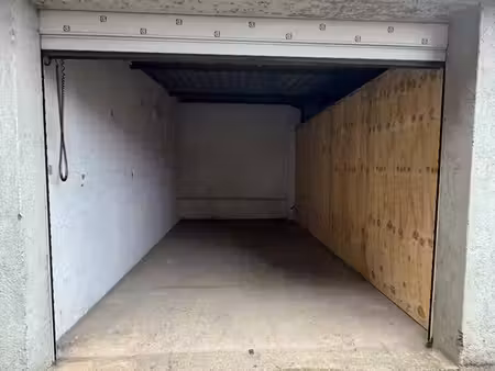 garage à louer