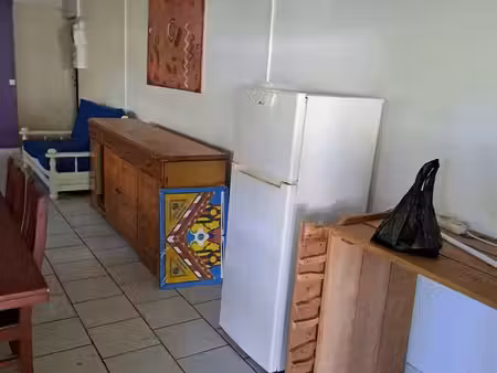 t3 a louer près hopital slm