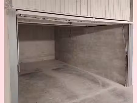 garage box pmr de 17m2 a vendre