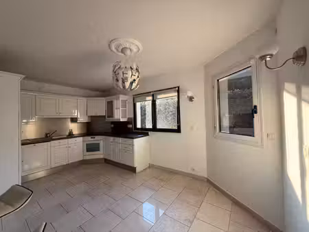 maison contemporaine à vendre dans le quartier l'eglise