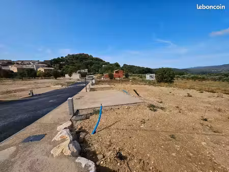 terrain 400 m² rognes
