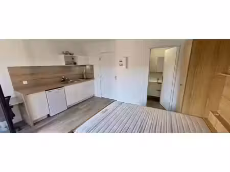 location appartement 1 pièce 24 m² à les essarts-le-roi (78690)