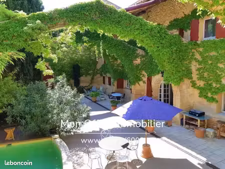 maison 9 pièces 350 m²