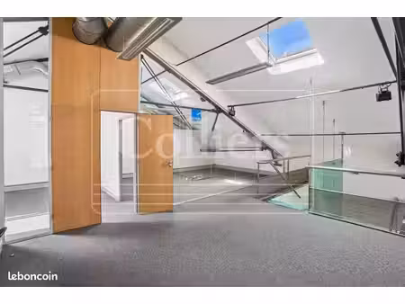 bureaux 263 m²