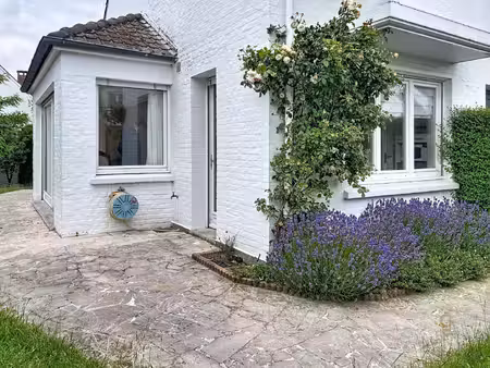 maison de luxe à vendre dans le quartier domaine de la vigne