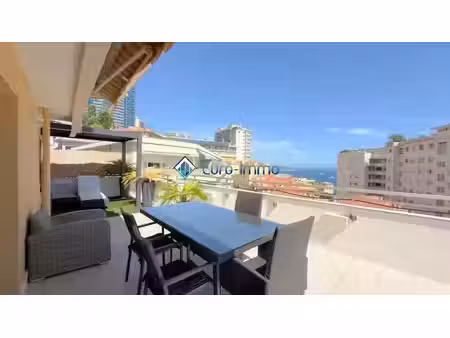location meublée appartement 2 pièces 41 m² à beausoleil (06240)  3 470 €