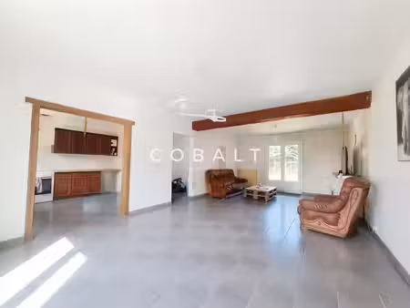 maison avec travaux - 100 m2 - parcelle 2 700 m2 - sous-sol