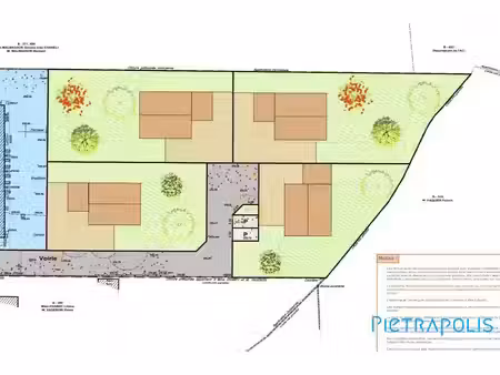terrain n°3 de 684m2 constructible - centre saint trivier s/moi
