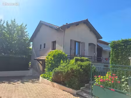 maison 6 pièces 170 m²
