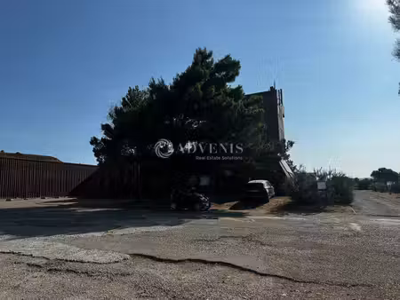 entrepôt à vendre