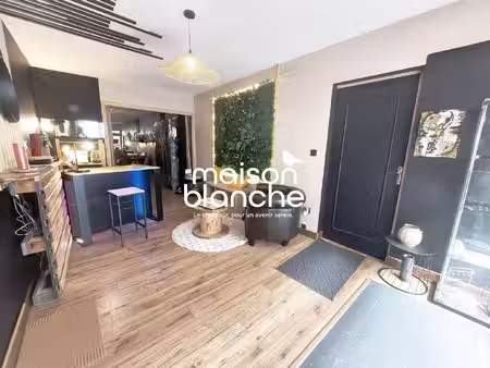 maison blanche