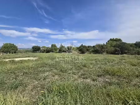 terrain constructible viabilisé à vendre