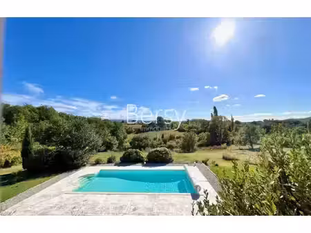 mas à vendre