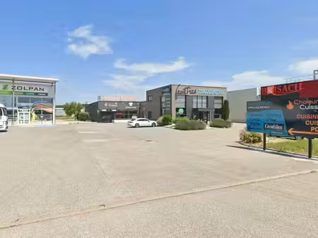 local commercial à louer