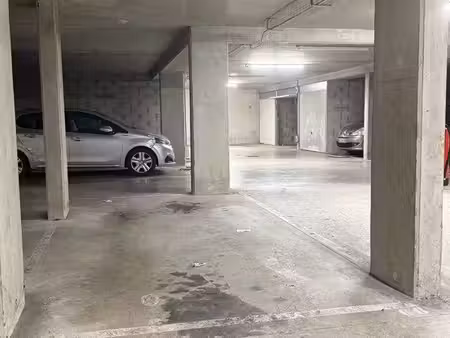 place parking en sous sol
