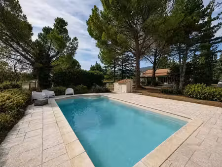 vente maison 5 pièces 154 m² saint-martin-de-la-brasque (84760)