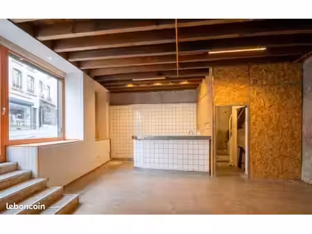 local commercial 132 m²