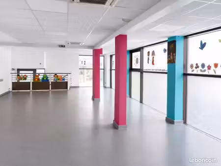 local commercial 142 m²