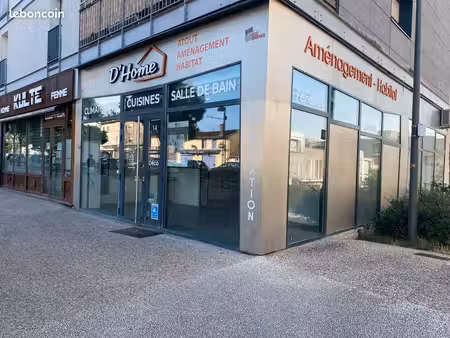 local commercial à louer 1190 ht/mois et 70ht/mois charges