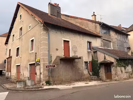 immeuble 16 pièces 600 m²