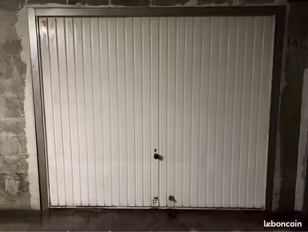 garage / box fermé dans résidence sécurisée