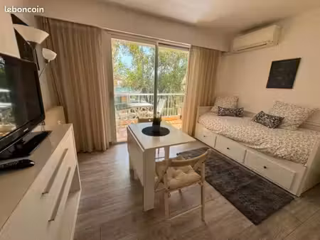 location studio tout équipé – bail étudiant/mobilité de octobre à avril