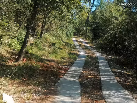 terrain de loisirs