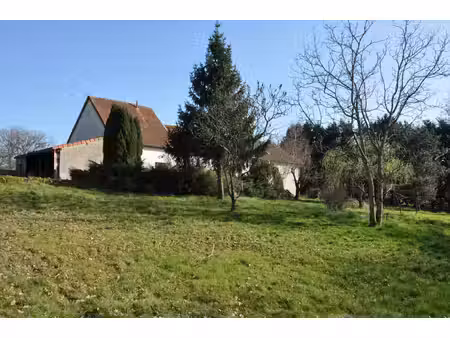 jolie longère à la campagne  avec 6 chambres et 5610 m2 de terrain