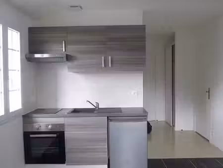 la gouesniere  appartement entièrement rénové en 2020 -32.49m