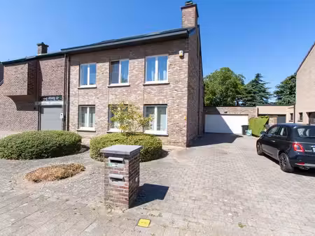 appartement à louer à wijnegem € 1.450 (lr9eg) - geyskens vastgoed | zimmo
