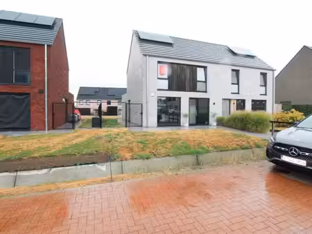 maison à louer à meulebeke € 1.050 (lr9d4) - fluo | zimmo