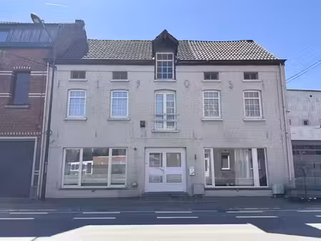 immeuble avec 2 appartements!