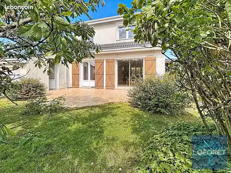 pavillon 5 pièces 100 m²