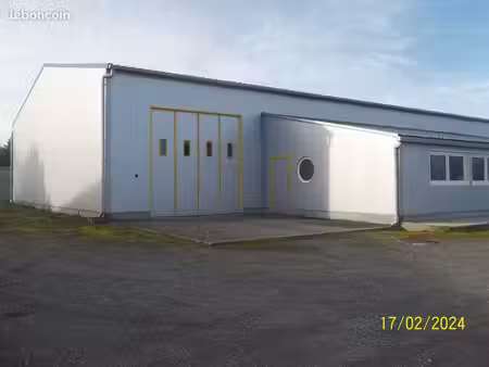 local de stockage 70 m2 à louer