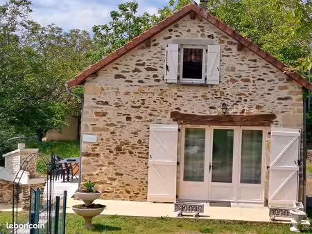gîte 60 m² – location au mois – 880 cc – oct. 2026 à avr. 2027 – lot