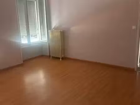 apt f4