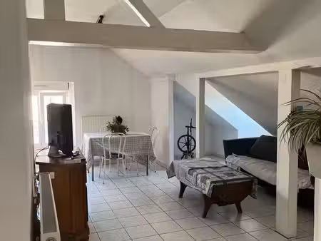 t2 vieux charmont