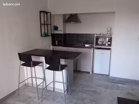 studio a louer à l'année