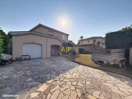 maison 7 pièces 149 m²